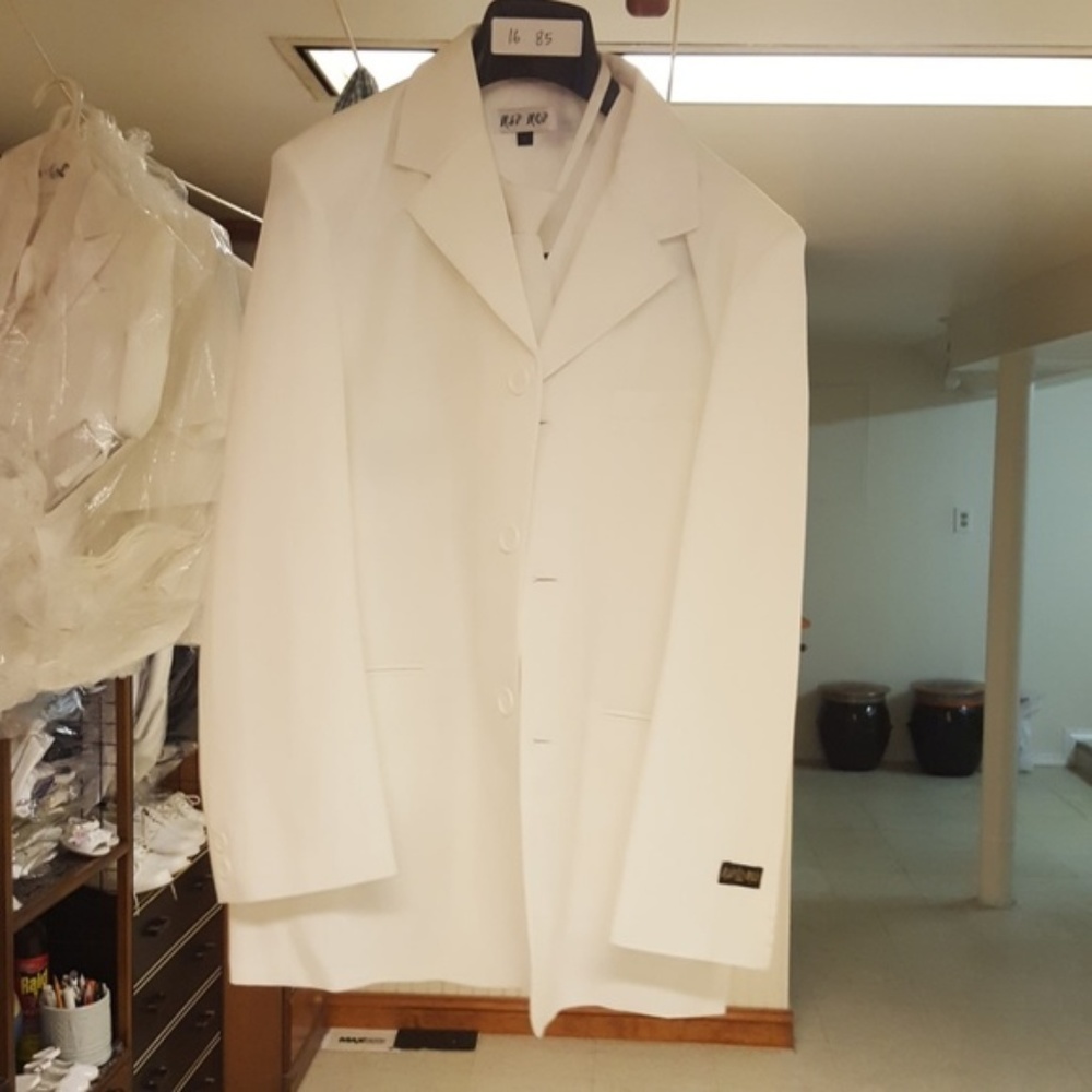 4-piece white suit for big boy